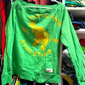 Women’s Nike Oakland Athletics Off the shoulder sweatshirt